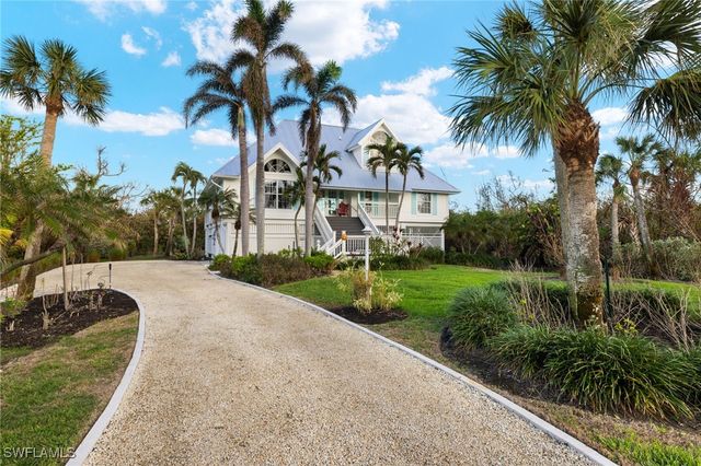 $1,650,000 | 203 Daniel Drive | West Gulf Drive