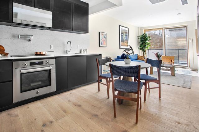 $999,000 | 156 Devoe Street, Unit 1F | Williamsburg