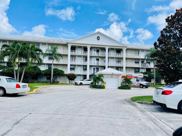 $2,100 | 3501 Village Boulevard, Unit 103 | The Villages of Palm Beach Lakes