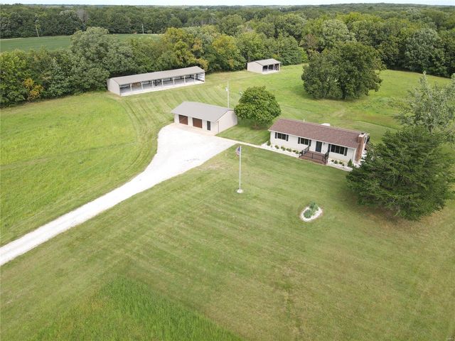 $550,000 | 34688 Highway D | South Fork Township - Monroe County