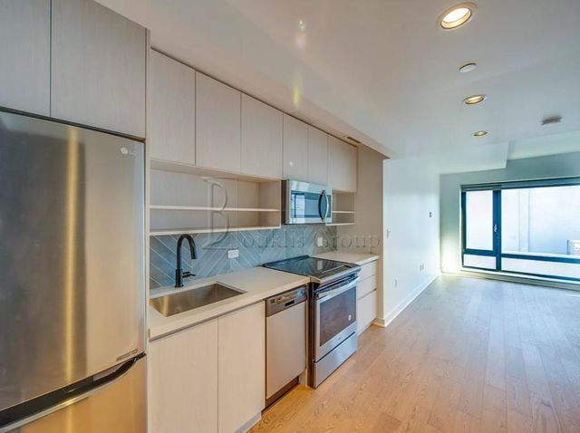 $3,106 | 34-22 35th Street, Unit 5G | Astoria