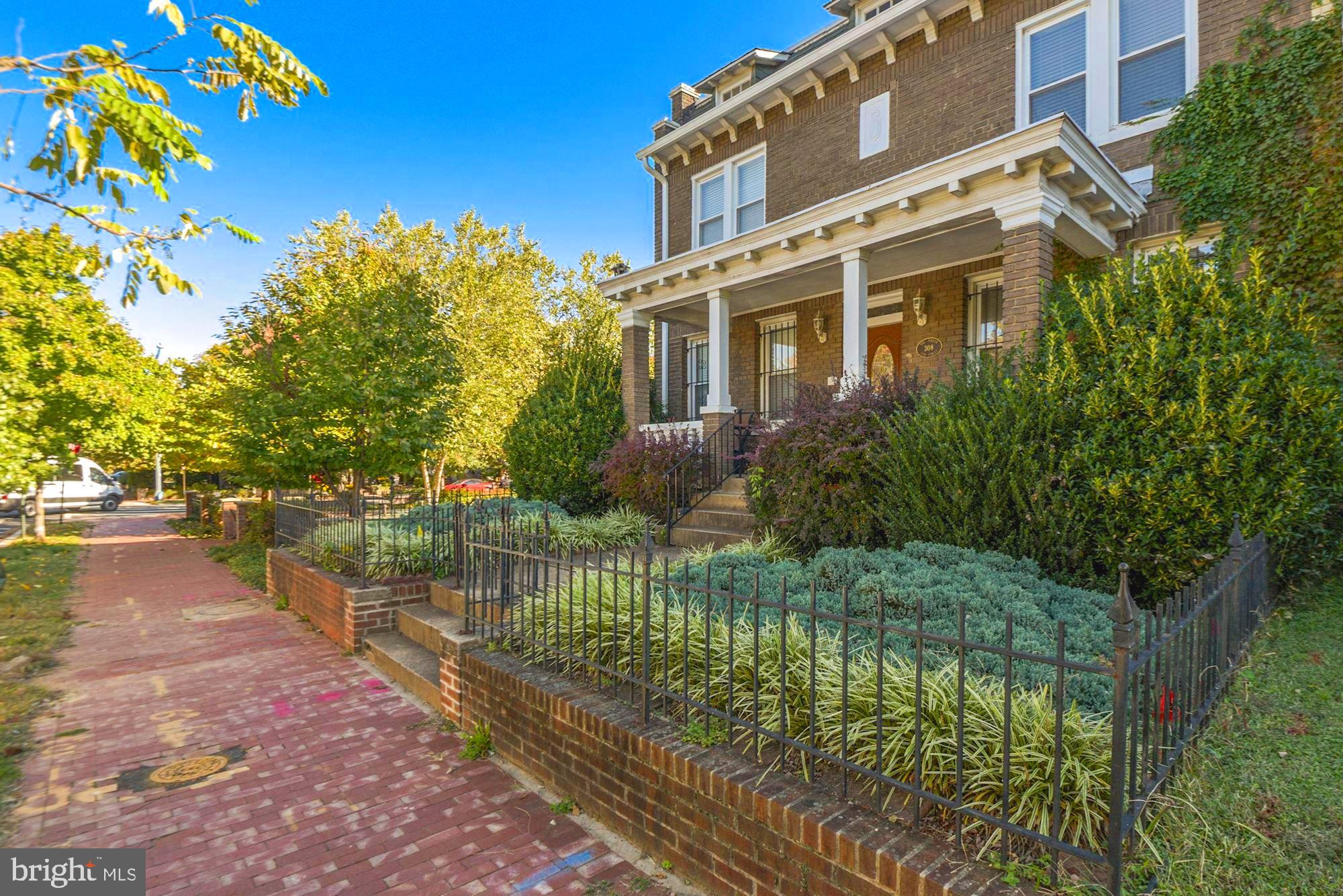 308 13th Street Southeast, Unit 4, Washington, DC 20003 Compass