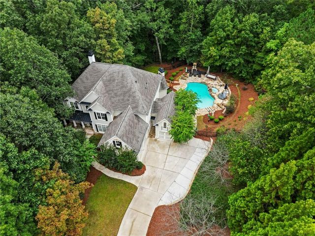 $1,850,000 | 335 Boundary Place | Lakeside at Ansley