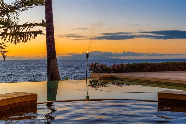 $21,000,000 | 4950 Makena Road, Unit 8 | Wailea