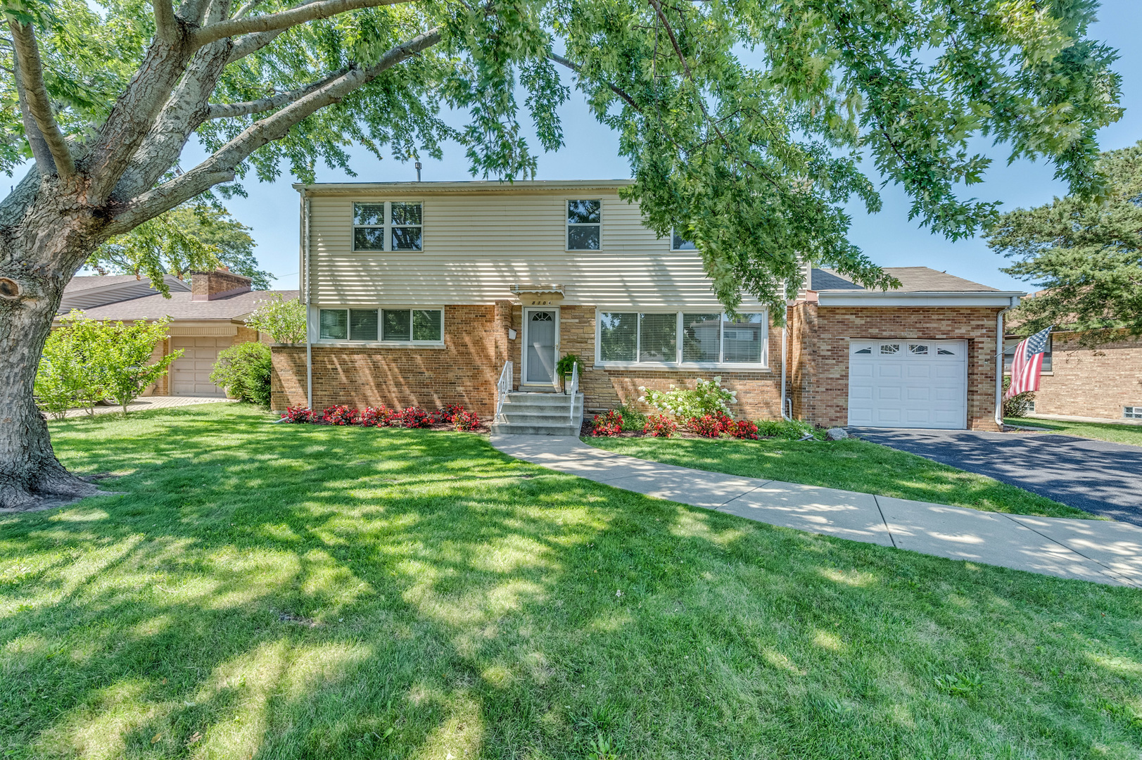 front view of house with a yard