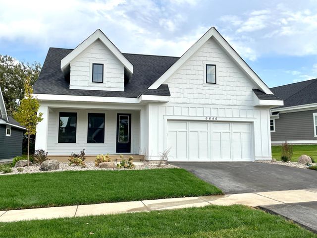 $699,900 | 6646 Harvest Trail | Chaska