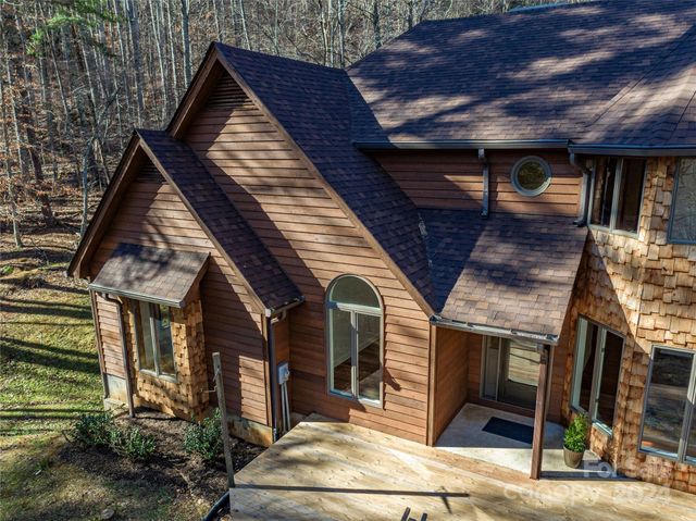 $819,340 | 249 Starlin Mountain Road | Snow Creek Township - Mitchell County