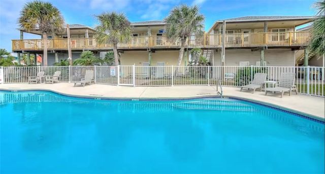 $449,500 | 225 W Avenue East, Unit 225B | Port Aransas