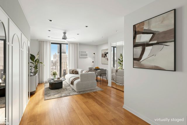 $399,000 | 215 East 24th Street, Unit 712 | Kips Bay