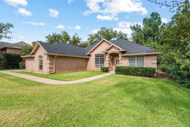 $424,900 | 8911 Magnolia Vale Drive | Pecan Plantation