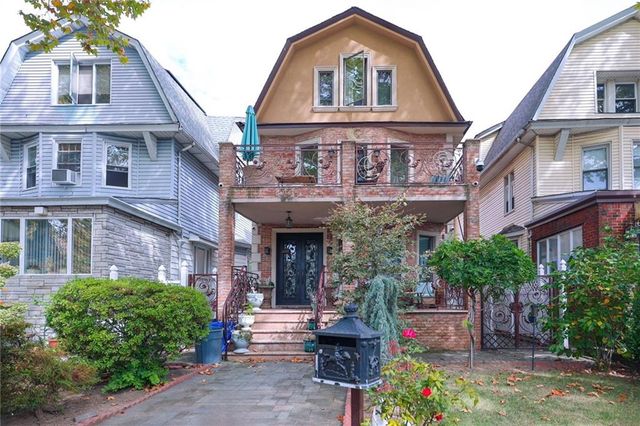 $1,650,000 | 1559 Bay Ridge Parkway | Bensonhurst