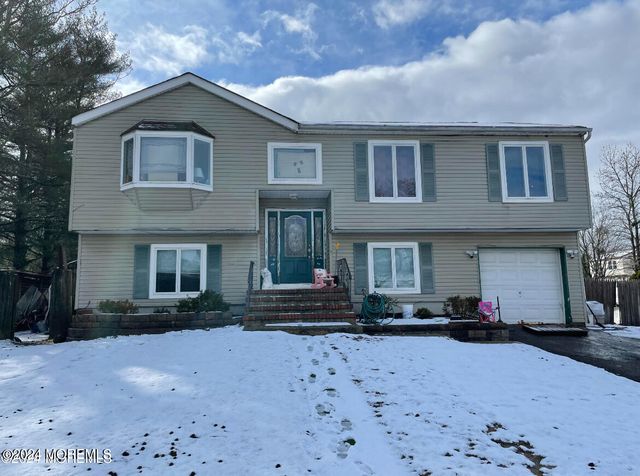 $550,000 | 1261 Medina Road | Greenville - Ocean County