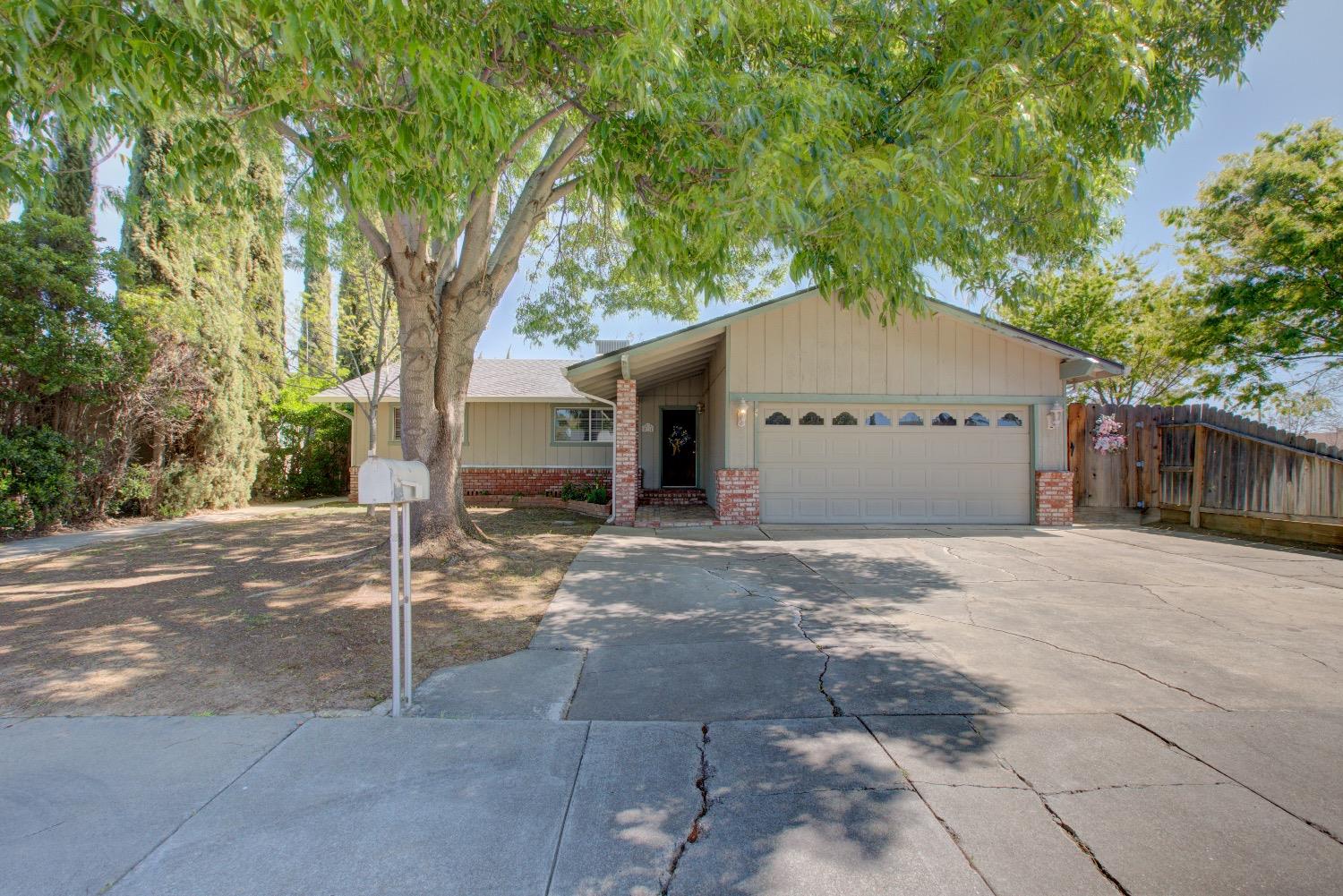 534 Lola Lane, Patterson, CA 95363 | Compass