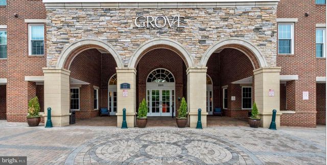 $439,989 | 2465 Army Navy Drive, Unit 1405 | The Grove at Arlington