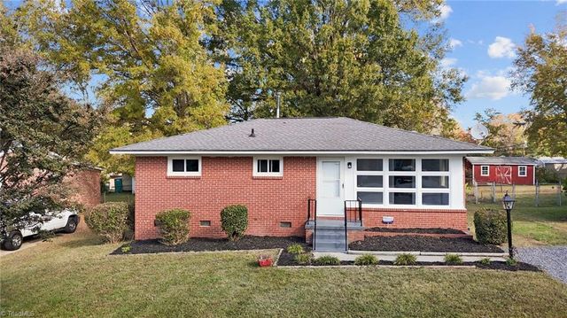 $189,000 | 1911 Rayston Drive | Woodmere Park