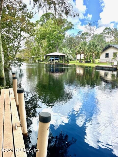 a view of a lake with houses