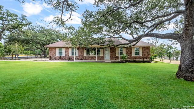 $518,900 | 509 Rudeloff Road | Seguin