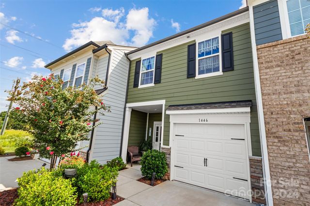 $339,500 | 1446 Crest Creek Court | Paddlers Cove