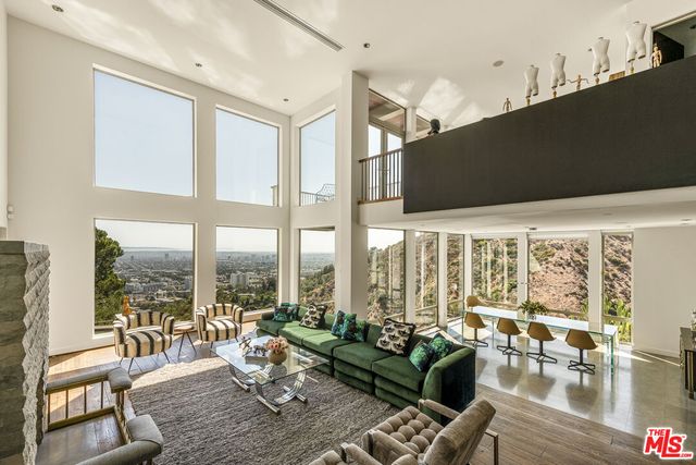 $8,500,000 | 2178 Castilian Drive | Sunset Strip-Hollywood Hills West