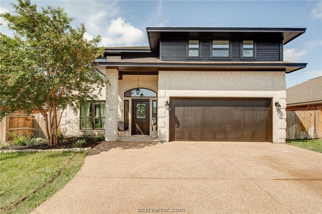 $415,000 | 3814 Dove Hollow Lane | Dove Crossing