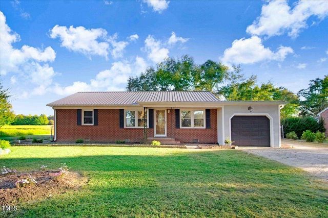 $199,900 | 1802 Cuyler Best Road | Stoney Creek Township - Wayne County