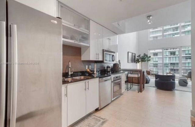 $5,300 | 60 Southwest 13th Street, Unit 3412 | Brickell