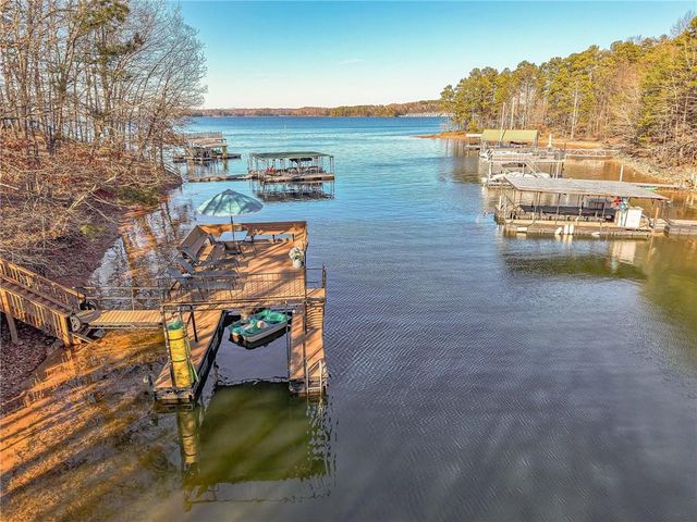 $1,599,975 | 6212 Costa Lake Point