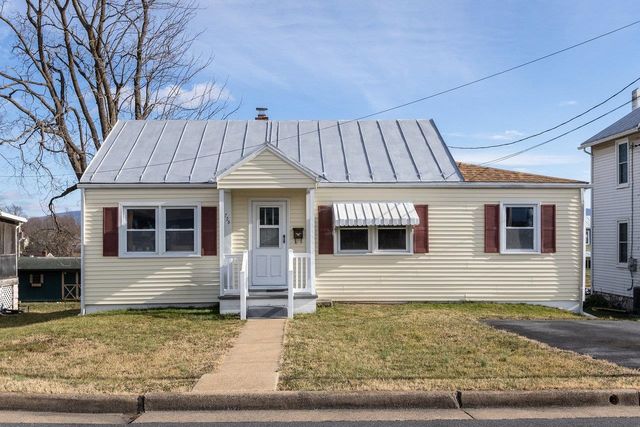 $249,900 | 728 Grant Street | Waterman