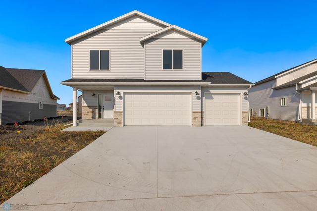 $2,800 | 5828 James Drive West