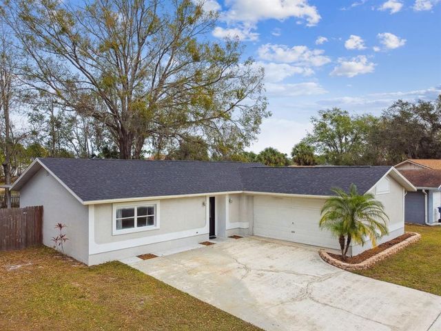 $349,000 | 4920 Steel Dust Lane | Wesley Chapel