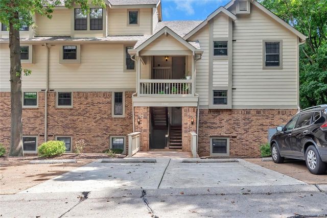 $1,300 | 2200 Canyonlands Drive, Unit C | Maryland Heights