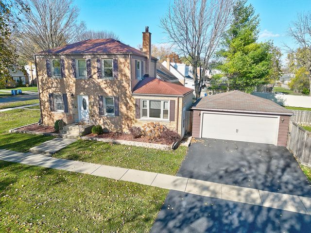 $469,900 | 501 North Maple Street | Mount Prospect