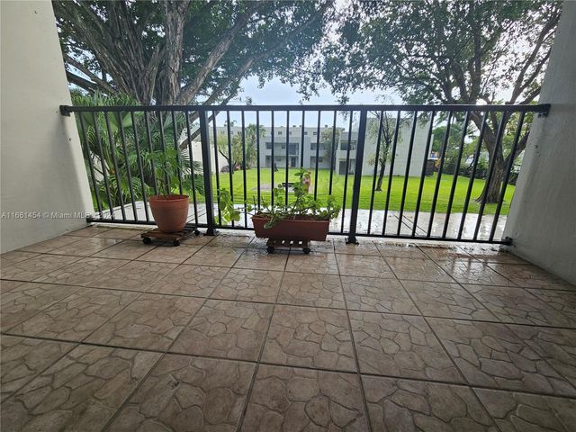 $2,775 | 140 Northwest 87th Avenue, Unit G209 | Fountainebleau