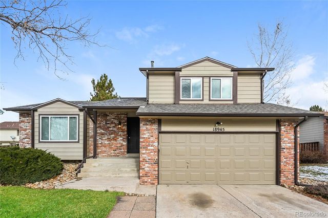 $3,055 | 18945 East 45th Avenue | Green Valley Ranch