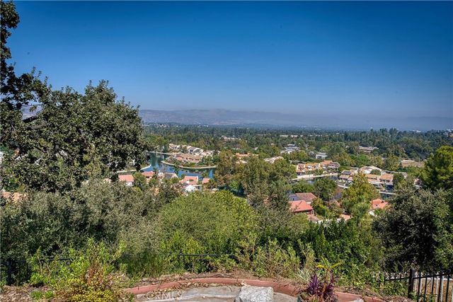 $12,000 | 23207 Park Esperanza | Calabasas