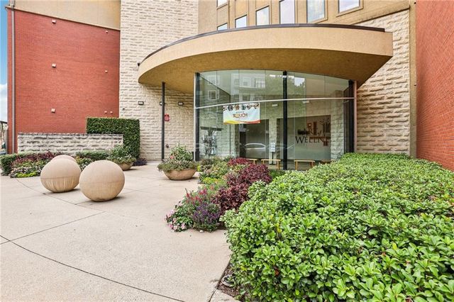 $270,000 | 400 17th Street Northwest, Unit 2427 | The Art Foundry at Atlantic Commons