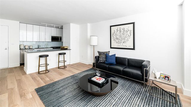 $3,845 | 444 West 35th Street, Unit 11D | Hudson Yards