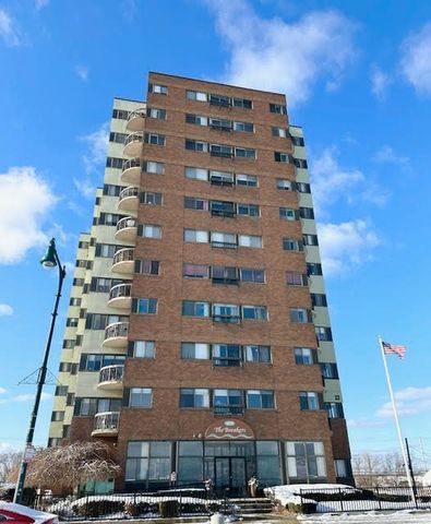 $524,900 | 474 Revere Beach Boulevard, Unit 902 | Oak Island