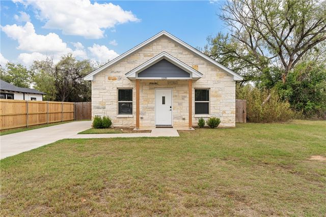 $230,000 | 1120 Houston Street | Carver