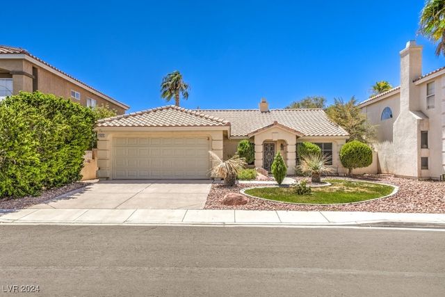 $485,000 | 1425 Falling Snow Avenue | Silverado Ranch