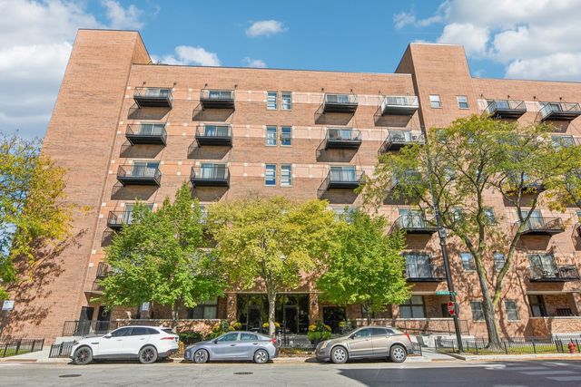 $209,000 | 1000 East 53rd Street, Unit 519S | Hyde Park