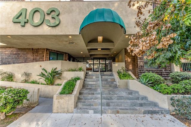 $525,000 | 403 West 7th Street, Unit 112 | Downtown Long Beach