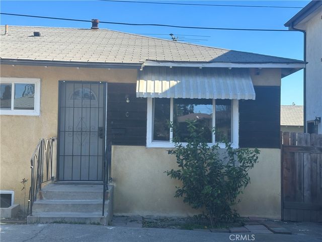 $2,500 | 2332 North Catalina Street | Airport District