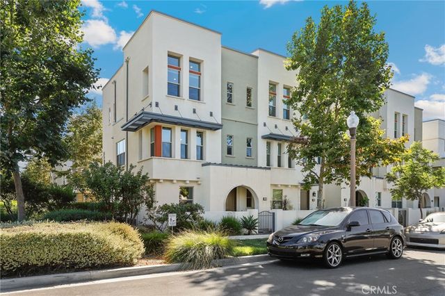 $1,375,000 | 128 Paramount | Great Park