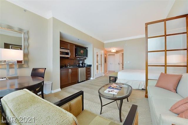 $289,000 | 135 East Harmon Avenue, Unit 204 | The Strip