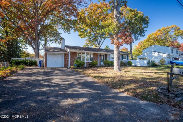 $469,900 | 1154 Sylvan Drive | Toms River