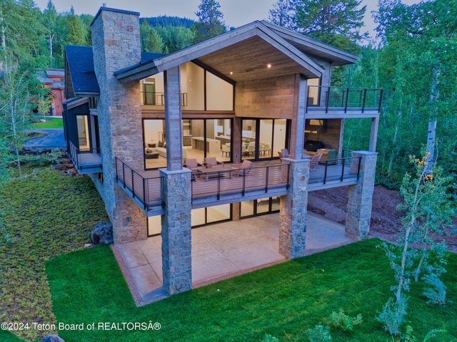 $4,590,000 | 6 Blackfoot Trail | Teton Springs