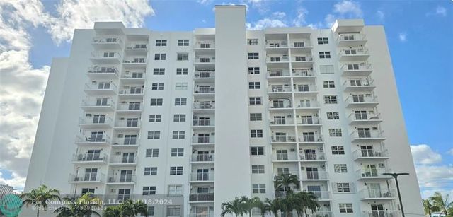 $549,000 | 200 South Birch Road, Unit 121 | Leisure Beach