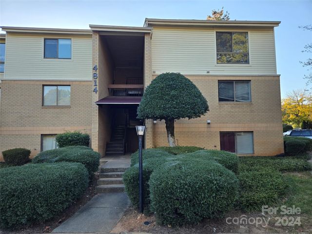 $135,000 | 4814 Spring Lake Drive, Unit F | Eastland-Wilora Lake