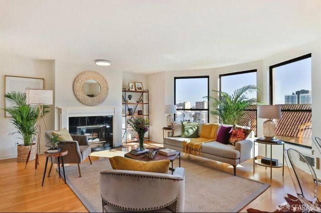 $1,088,000 | 1776 Sacramento Street, Unit 503 | Nob Hill